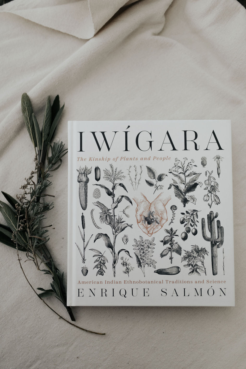 Iwígara: American Indian Ethnobotanical Traditions and Science